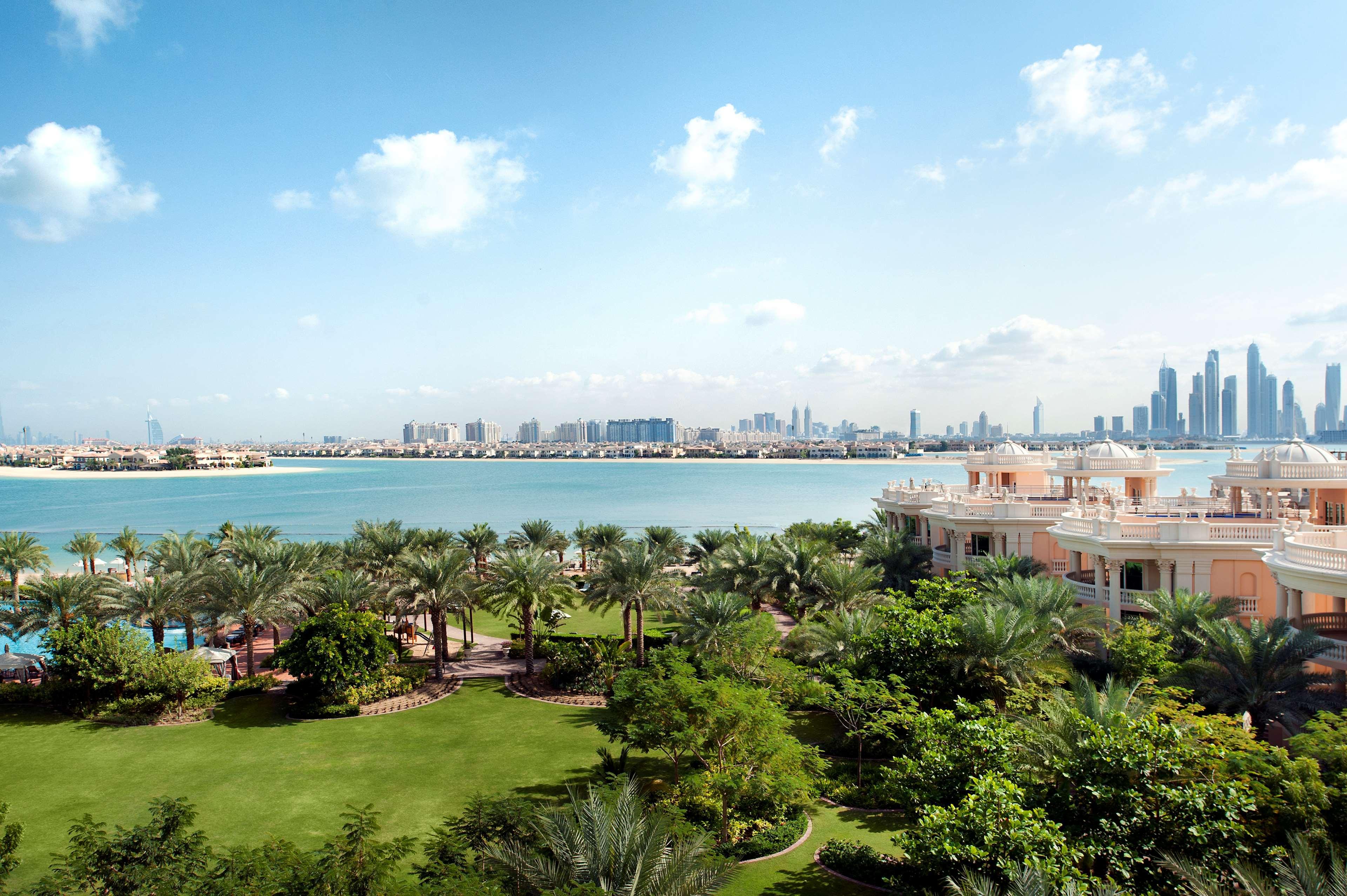 Kempinski Hotel & Residences Palm Jumeirah Dubái Exterior foto